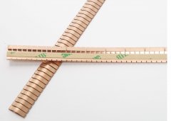 屏蔽簧片77-071/77-043為電信設(shè)備提供高屏蔽效能